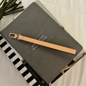 Single Buckle Genuine Vachetta Wristlet Strap Replacement